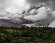 Características do Vulcão Sinabung 1