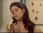 Comendo Banana 3