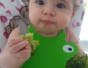 Comendo Brócolis 5