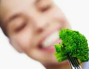 Comendo Brócolis 5