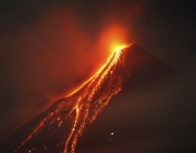Erupção de Vulcões 2