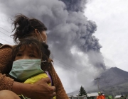Erupção do Vulcão Sinabung na Indonésia 3