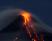 Erupção Vulcânica 4