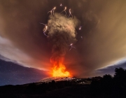 Erupções do Vulcão Etna 1