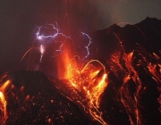Erupção do Vulcão Vesúvio 4