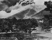 Histórico de Erupção Vulcão do Fogo 4