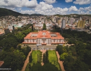 Fotos da preparação da noiva Andréa no Palace Hotel em Poços de Calda, Minas Gerais