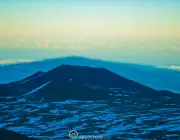 Sombra do vulcao Mauna Kea