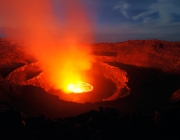 Vulcão Nyiragongo - Erupções 1