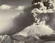 Vulcão Vesúvio no Passado 1