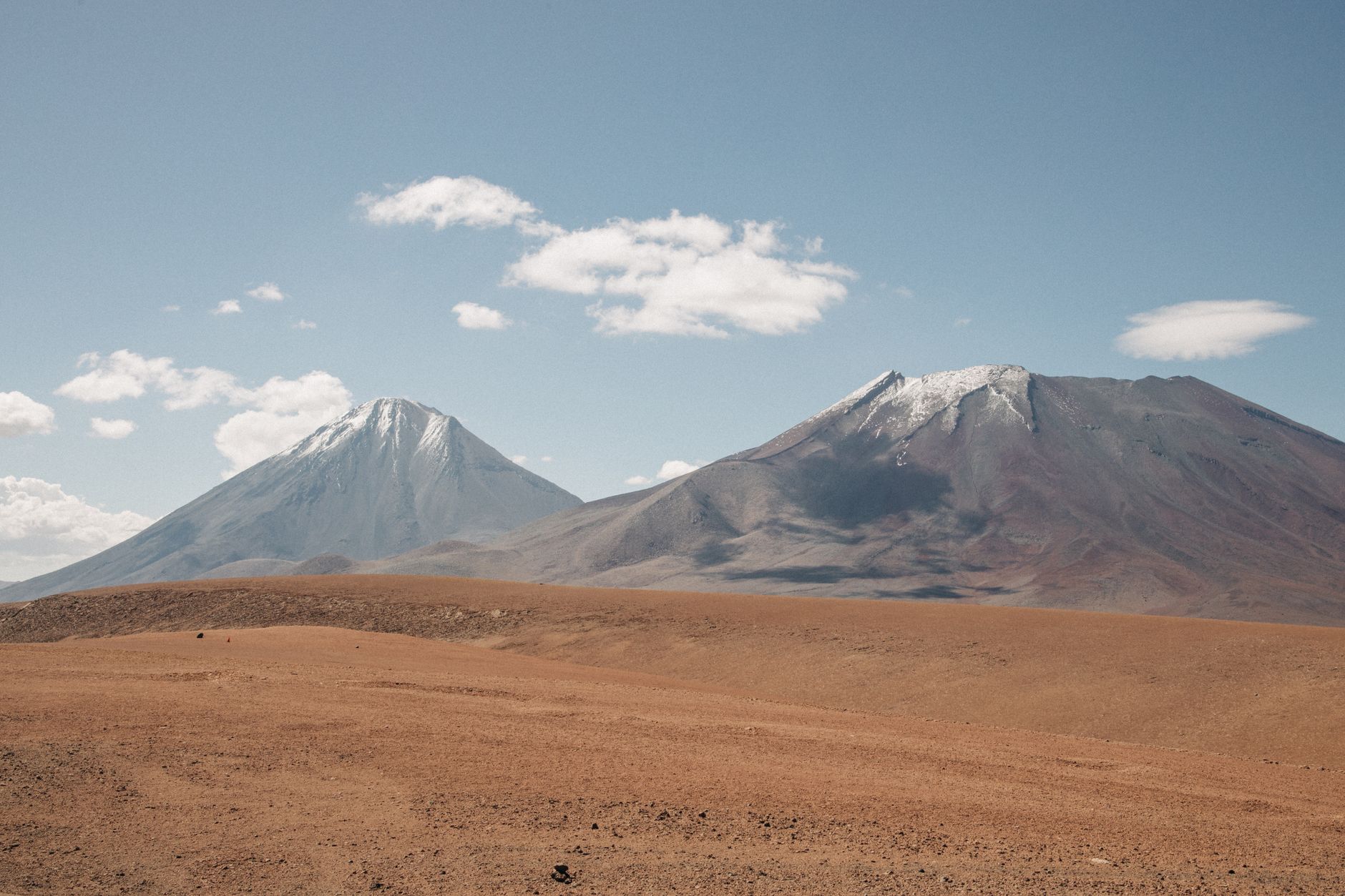 Licancabur (Chile e Bolívia) - Considerado um dos Vulcões Mais Belos da América Latina