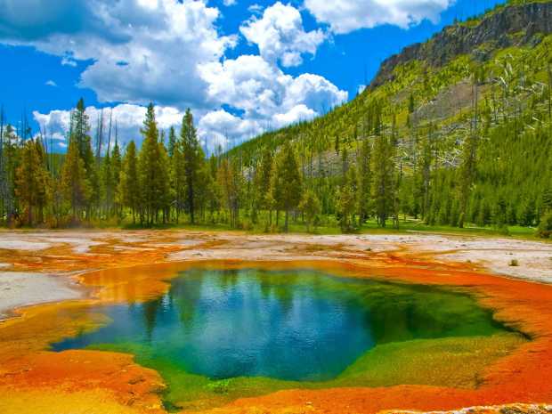 Parque Nacional de Yellowstone: Fotos e as Primeiras Habitações Humanas