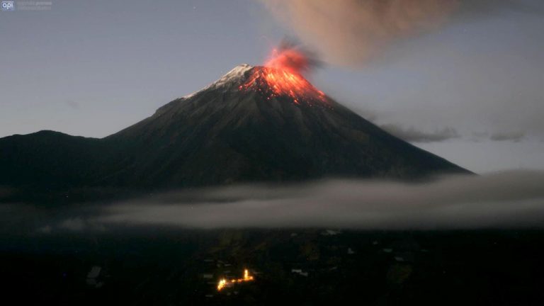 Vulcão Tungurahua - Erupção