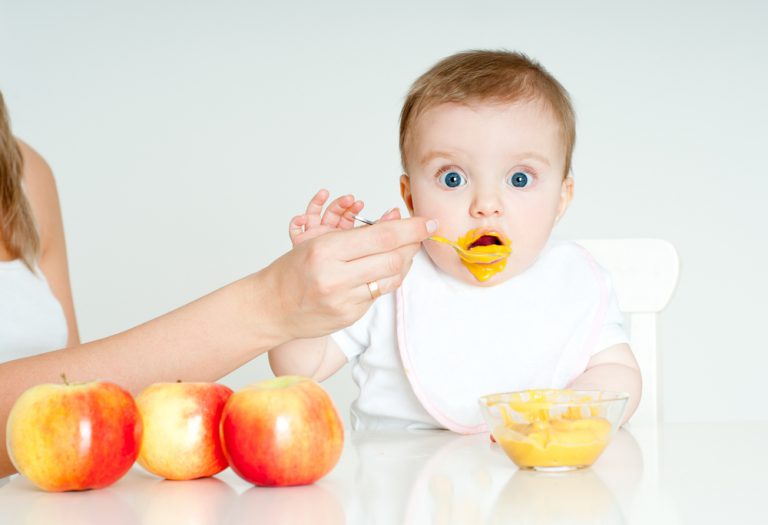Inserindo Papinha de Banana Ouro na Dieta dop Bebê