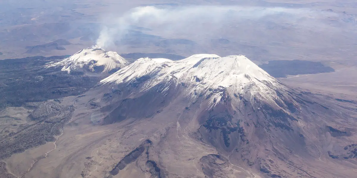 Vulcão Ampato 