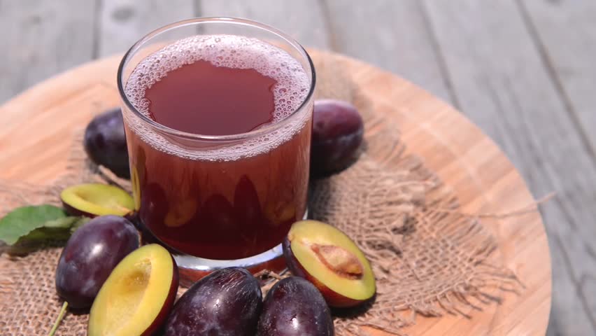 Suco de Ameixa: Benefícios, Detox Para Emagrecer, Para Que Serve