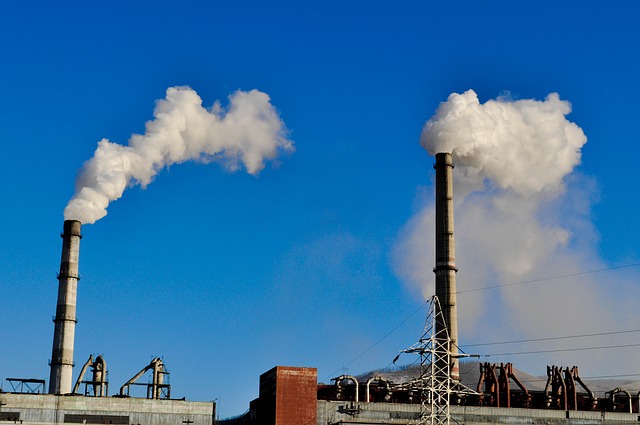 Usina Elétrica Gerando Poluição Térmica