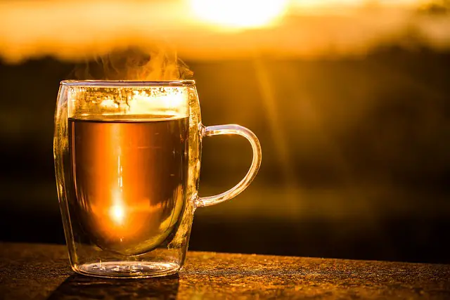 Uma Xícara de Chá no Nascer do Sol