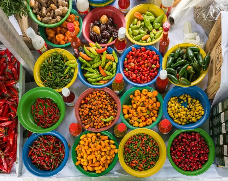 Pimenta Capsicum baccatum em feira livre no bairro Saude, Sao Paulo, Brasil